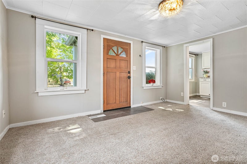 568 G Street