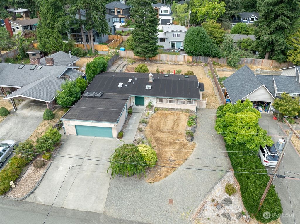 Photo of 16544 SE 28th Street, Bellevue, WA 98008 (MLS # 2308627)