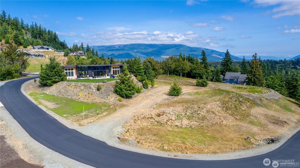 Photo of 7583 Avalon Heights Way, Sedro Woolley, WA 98284 (MLS # 2548713)