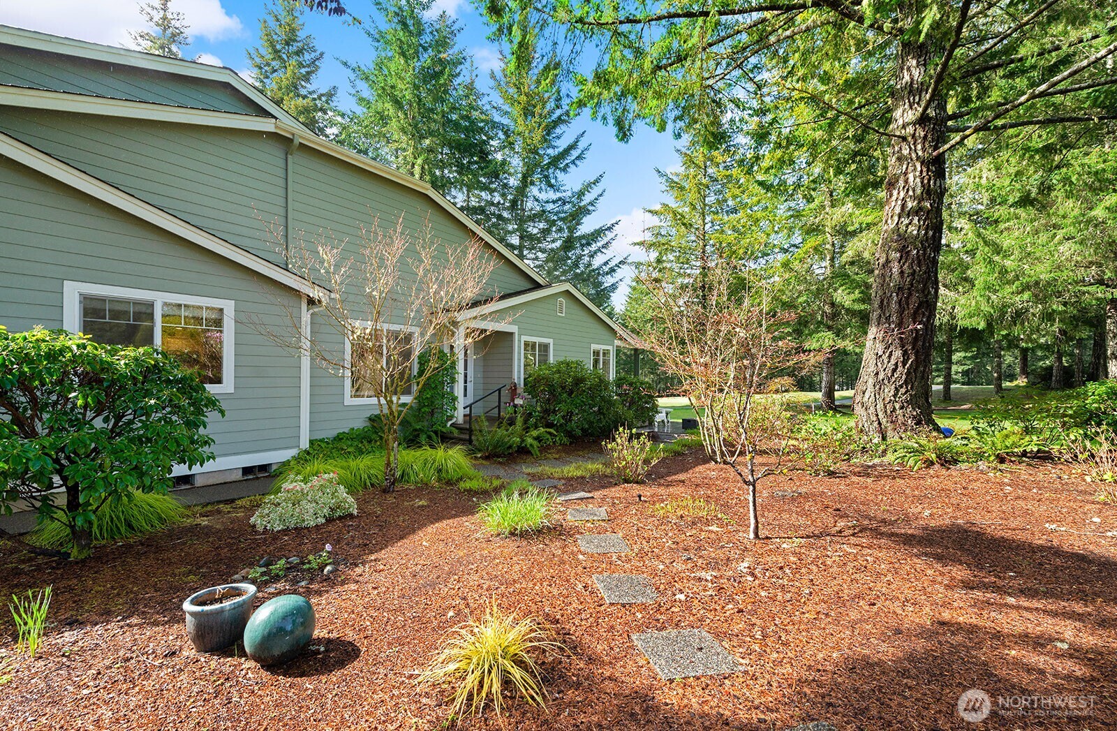 321 E Soderberg Road E 14