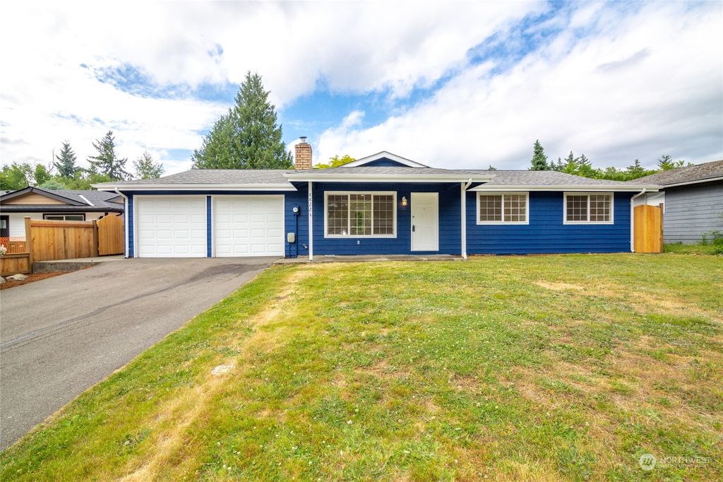 Photo of 8822 NE 137th Place, Kirkland, WA 98034 (MLS # 2127501)