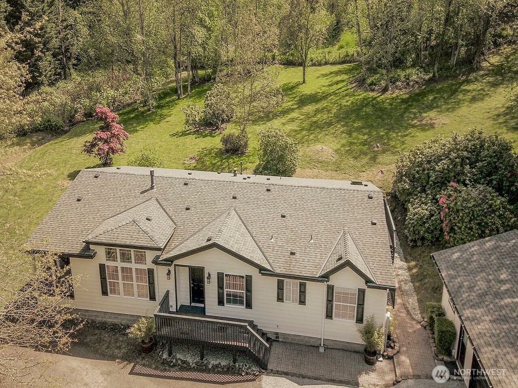 Photo of 32609 SE 48th Street, Fall City, WA 98024 (MLS # 2368093)