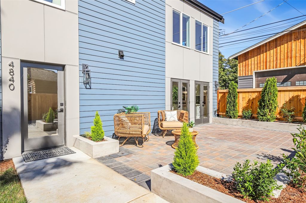 Photo of 4840 50th Avenue SW, Seattle, WA 98136 (MLS # 2293482)