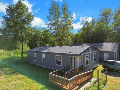 Photo of 12422 26th Avenue E, Tacoma, WA 98445 (MLS # 2408918)