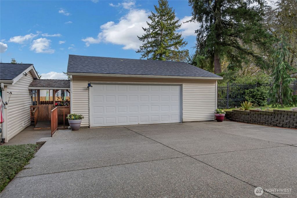 Photo of 1472 Kitsap Lake Road NW, Bremerton, WA 98312 (MLS # 2477156)