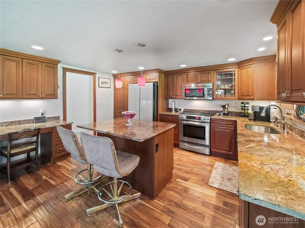 Photo of 37305 160th Avenue SE, Auburn, WA 98092 (MLS # 2416565)