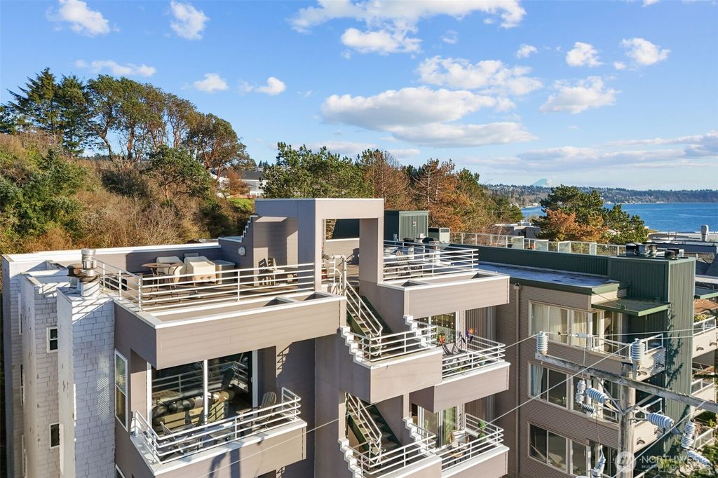 Photo of 3200 Alki Avenue SW #301, Seattle, WA 98116 (MLS # 2484168)