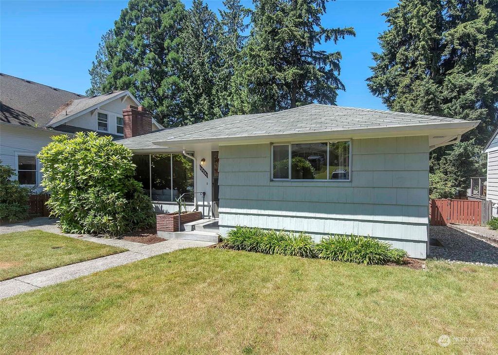 Photo of 10541 Ashworth Avenue N, Seattle, WA 98133 (MLS # 2257297)