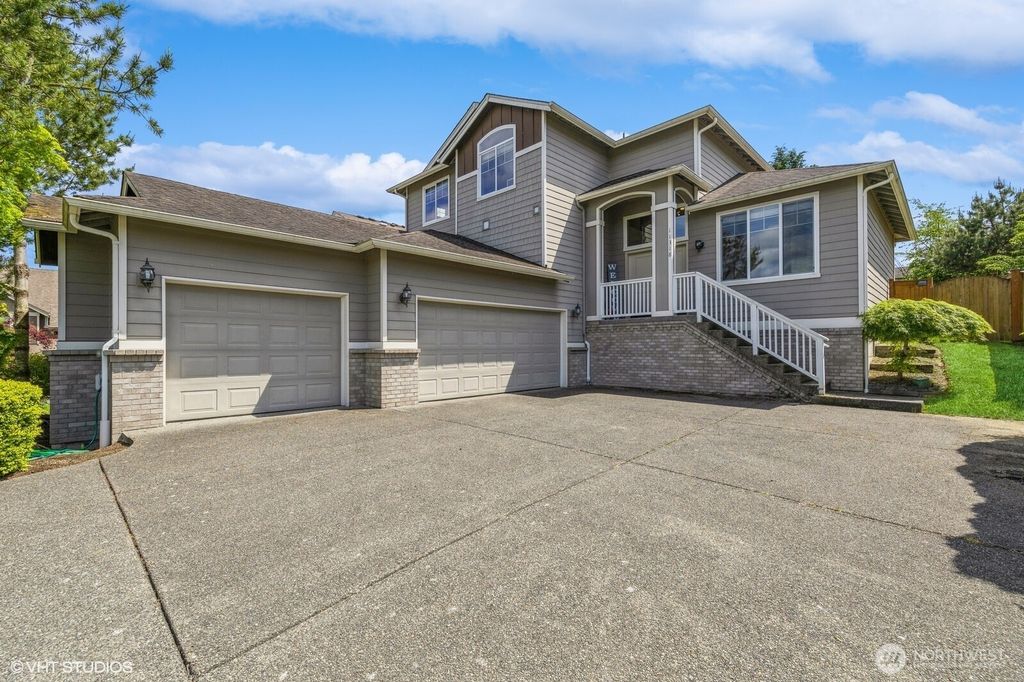 Photo of 11318 36th Street NE, Lake Stevens, WA 98258 (MLS # 2380448)