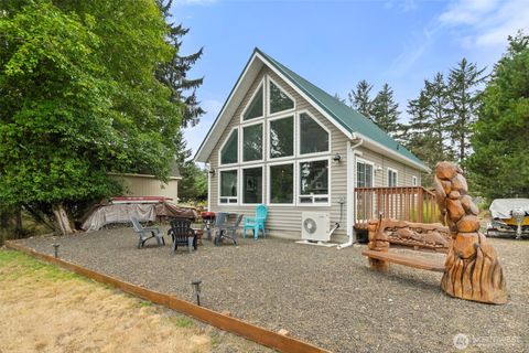 Photo of 156 Dolphin Avenue NE, Ocean Shores, WA 98569 (MLS # 2418790)