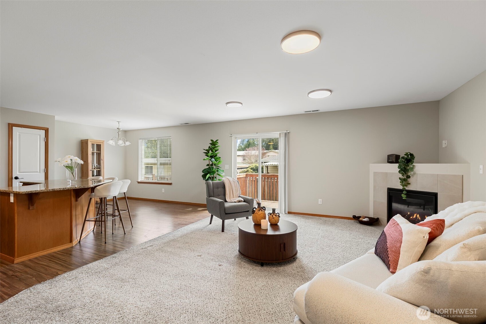 6752 Takota Place NE