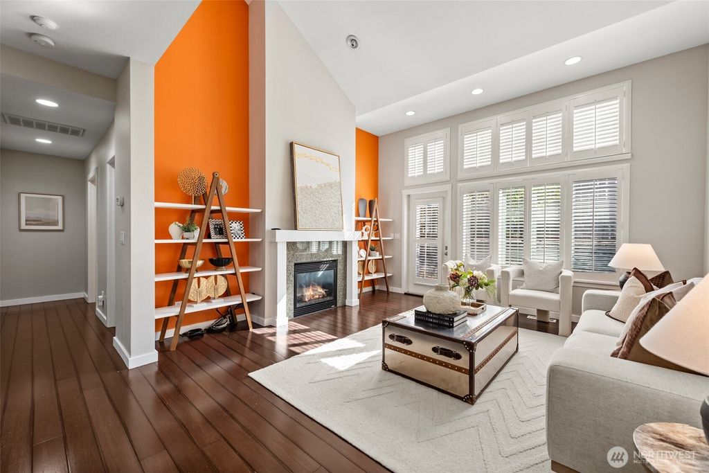 Photo of 12223 NE 109th Way, Kirkland, WA 98033 (MLS # 2438273)