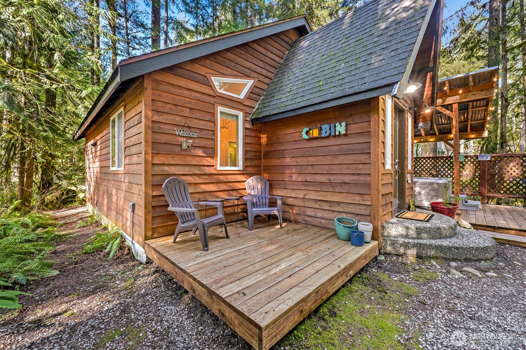 Deming, Washington 98244, United States, 1 Bedroom Bedrooms, ,1 BathroomBathrooms,Residential,Active,88026