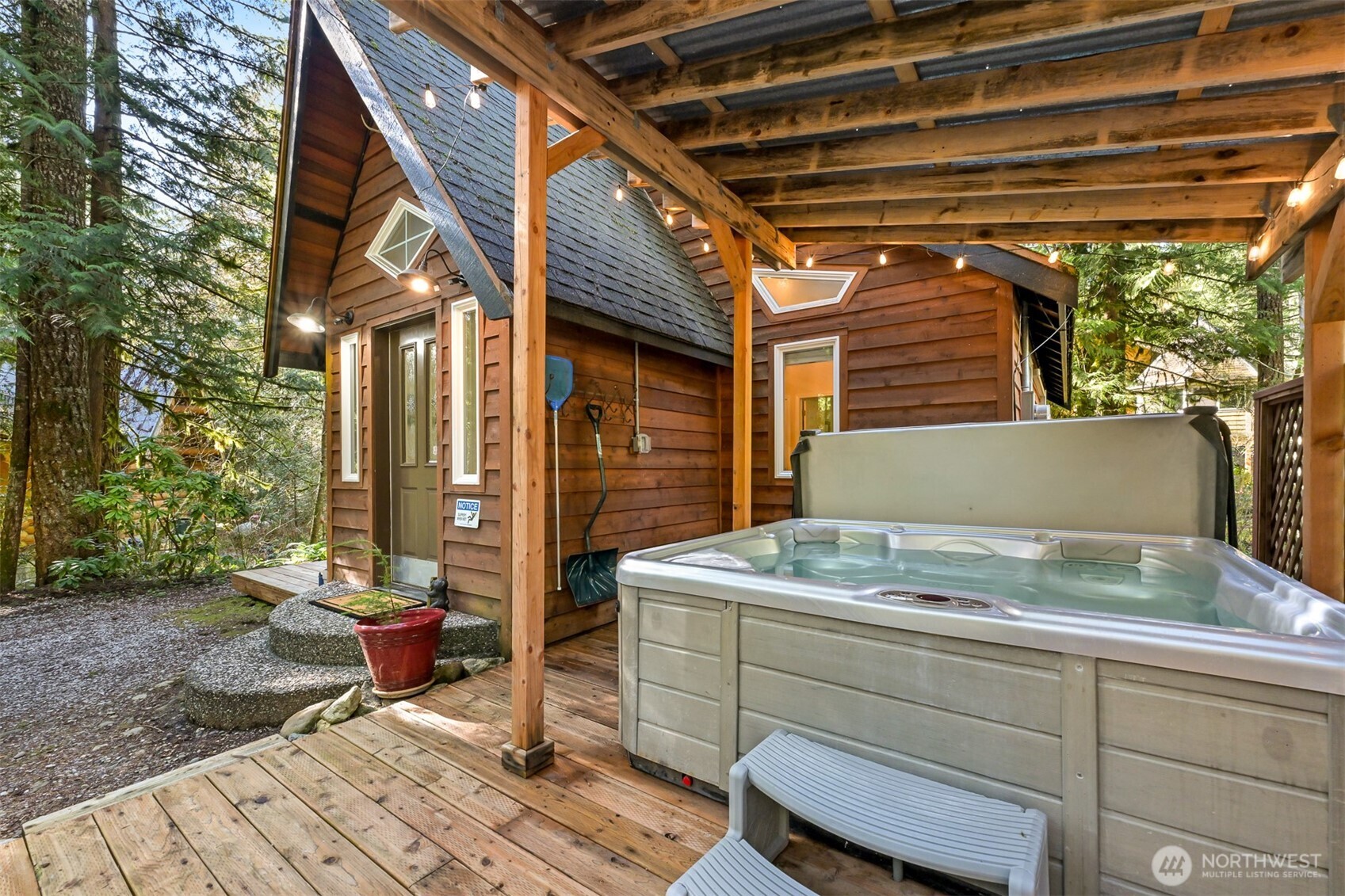 Deming, Washington 98244, United States, 1 Bedroom Bedrooms, ,1 BathroomBathrooms,Residential,Active,88026