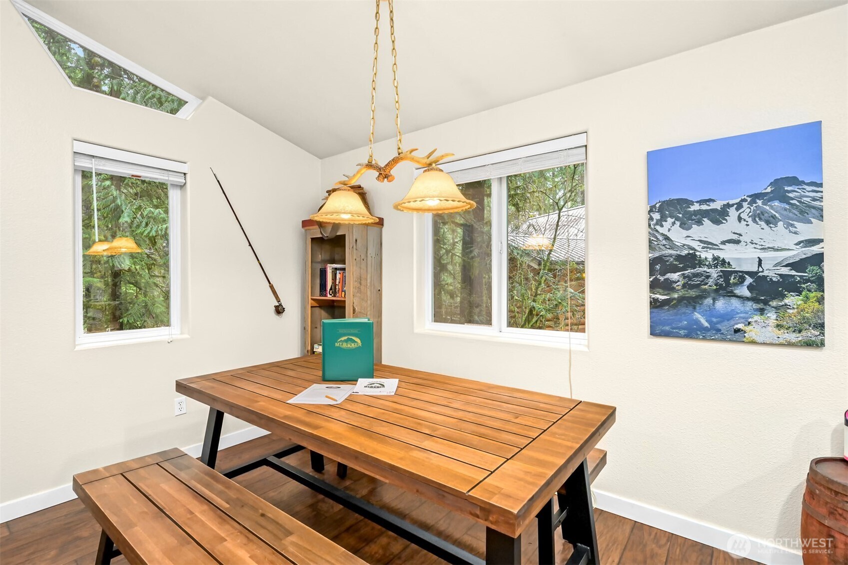 Deming, Washington 98244, United States, 1 Bedroom Bedrooms, ,1 BathroomBathrooms,Residential,Active,88026