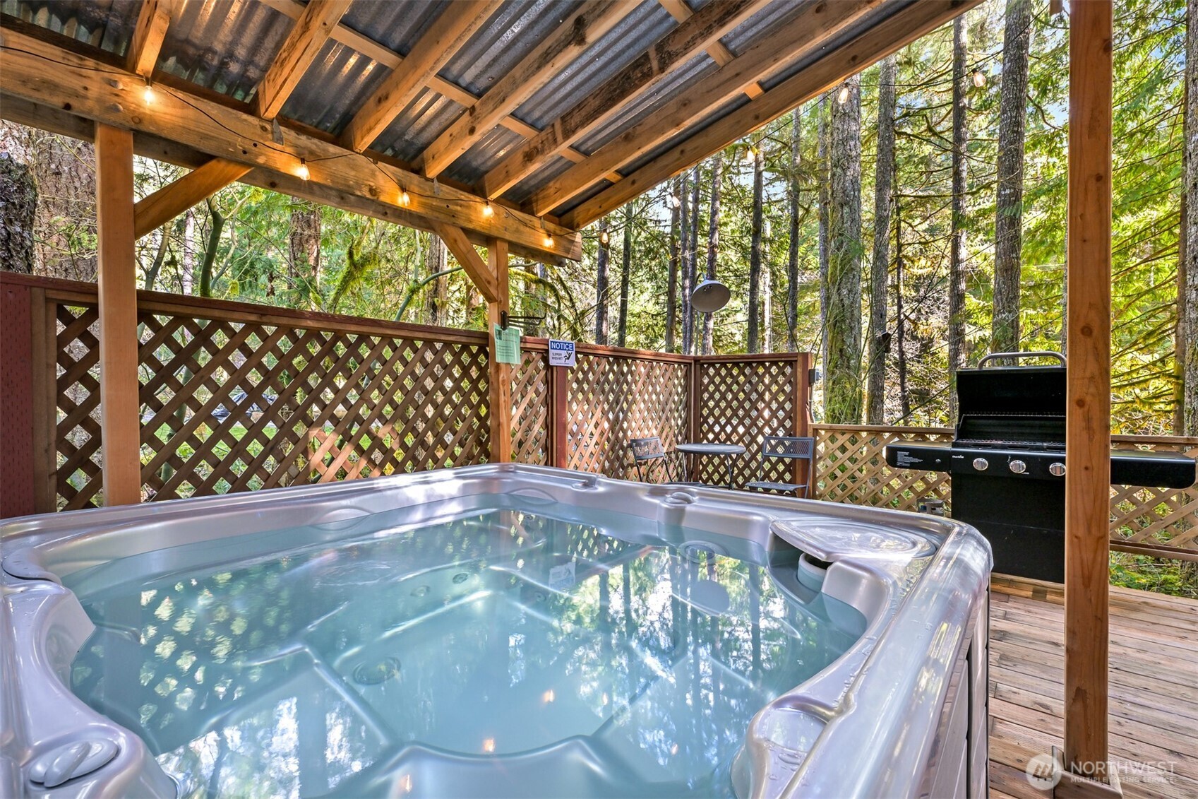 Deming, Washington 98244, United States, 1 Bedroom Bedrooms, ,1 BathroomBathrooms,Residential,Active,88026