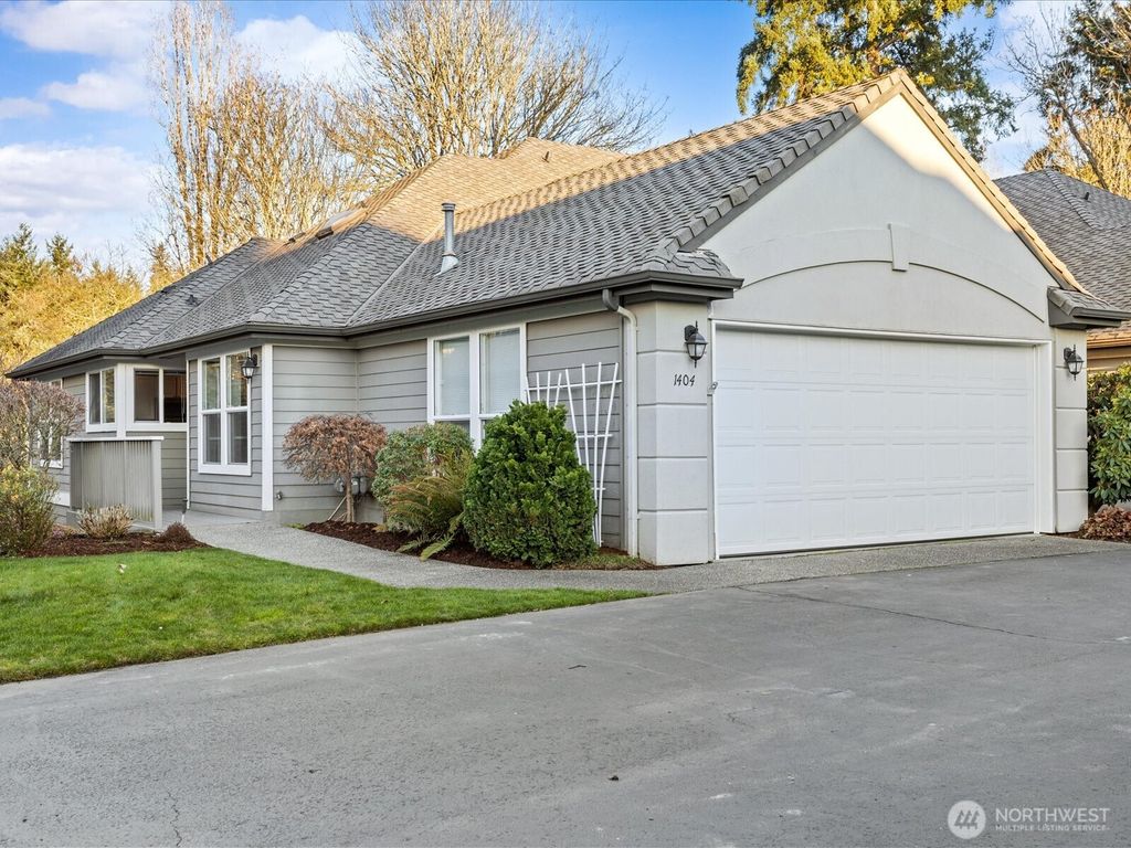 Photo of 1404 NW 202nd Lane, Shoreline, WA 98177 (MLS # 2472388)