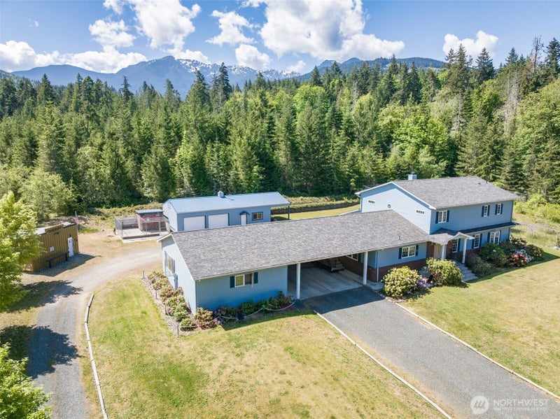 5611 S Doss Road