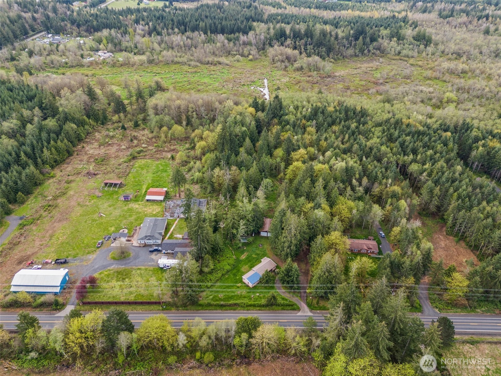 225 Avery Road W