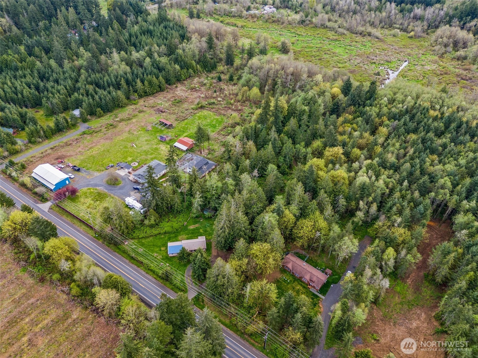 225 Avery Road W