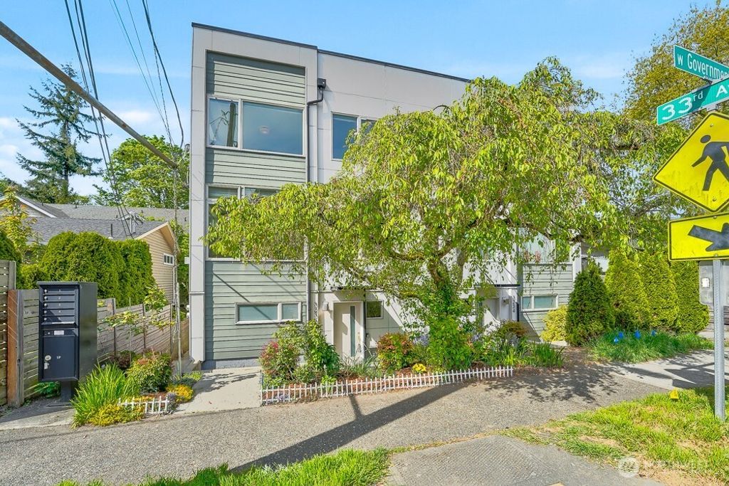 Photo of 3236 W Government Way, Seattle, WA 98199 (MLS # 2369503)