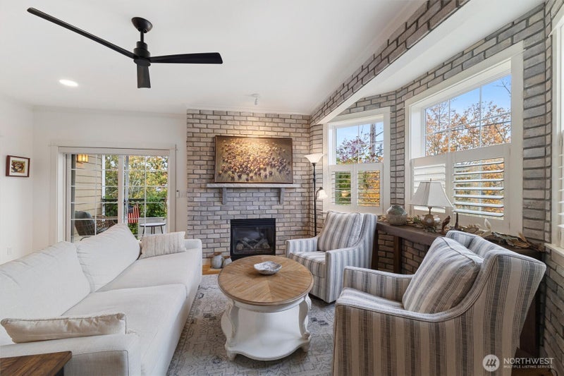 1310 Old Fairhaven Parkway 201