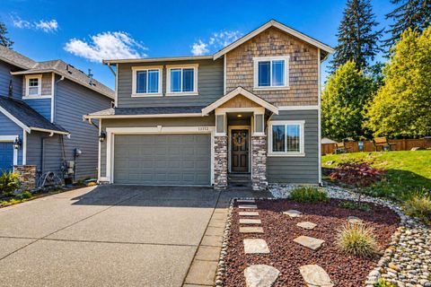 Photo of 13112 27th Place W, Everett, WA 98204 (MLS # 2515767)