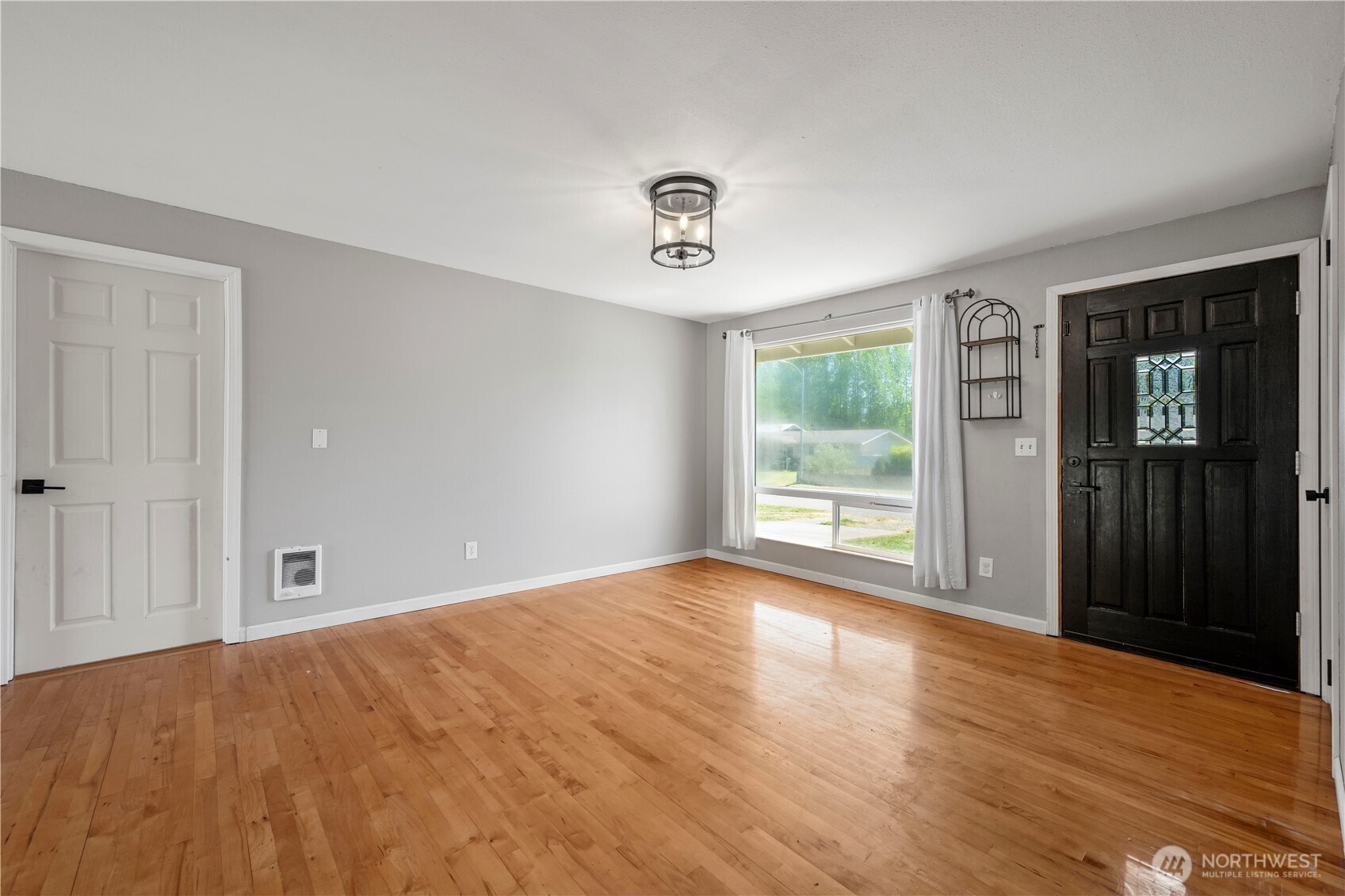 2115 140th Place NE