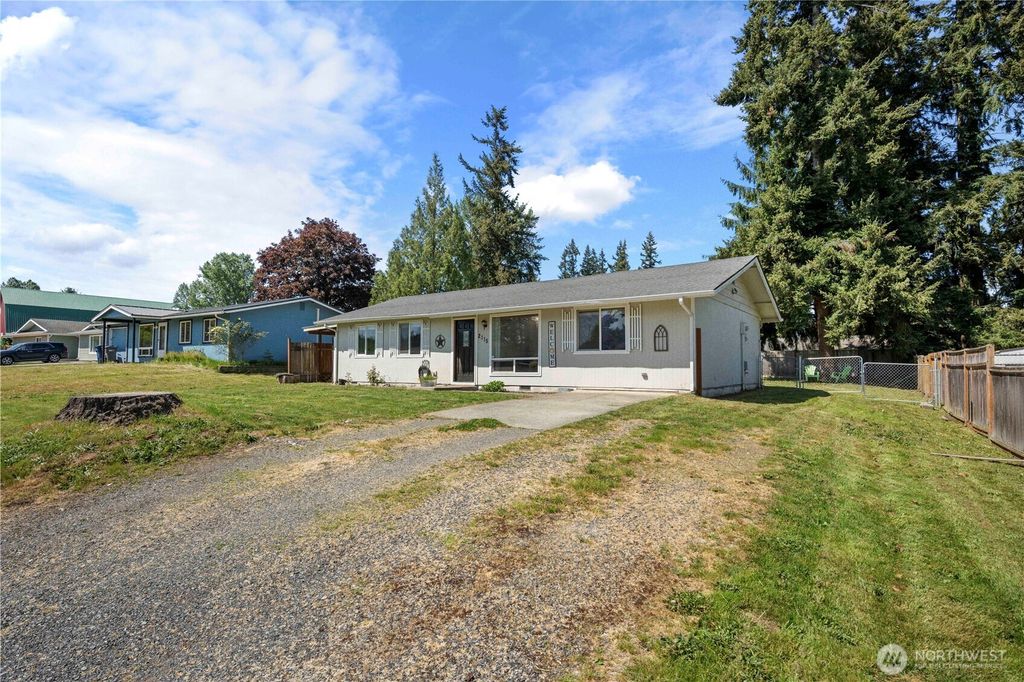 Photo of 2115 140th Place NE, Marysville, WA 98271 (MLS # 2519580)