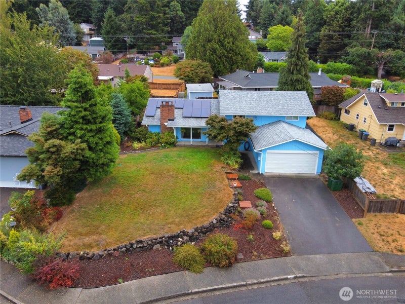 1516 Bradley Court
