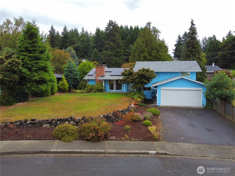1516 Bradley Court