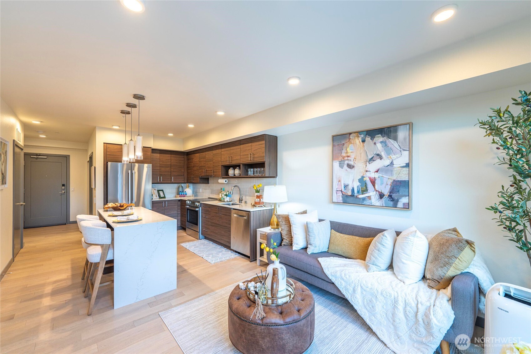 11903 NE 128th Street 608