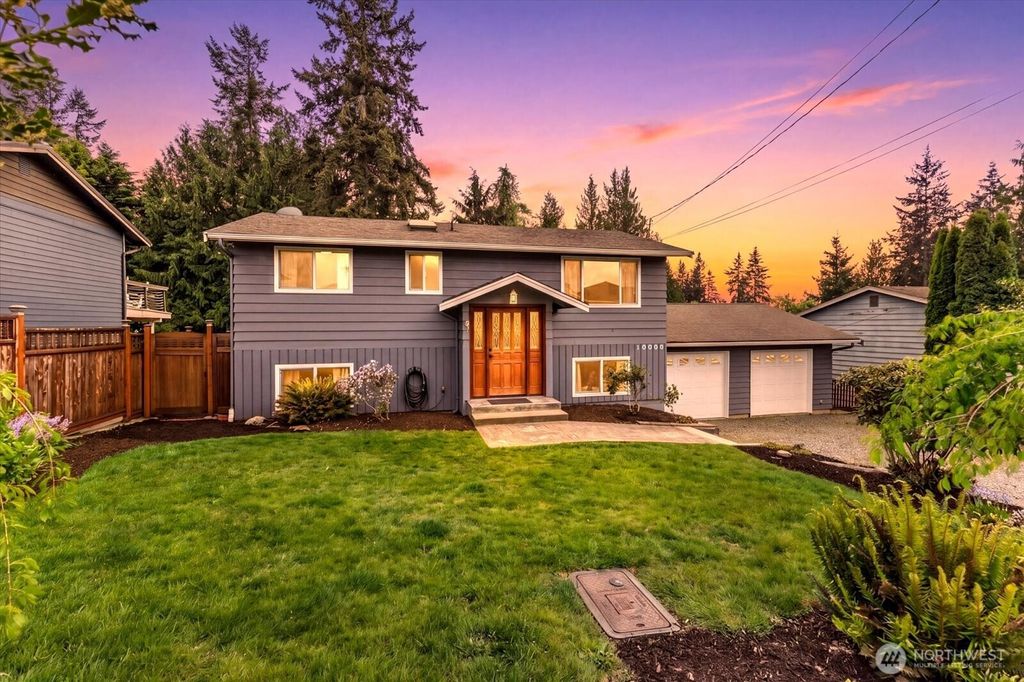 Photo of 10908 18th Street SE, Lake Stevens, WA 98258 (MLS # 2518948)