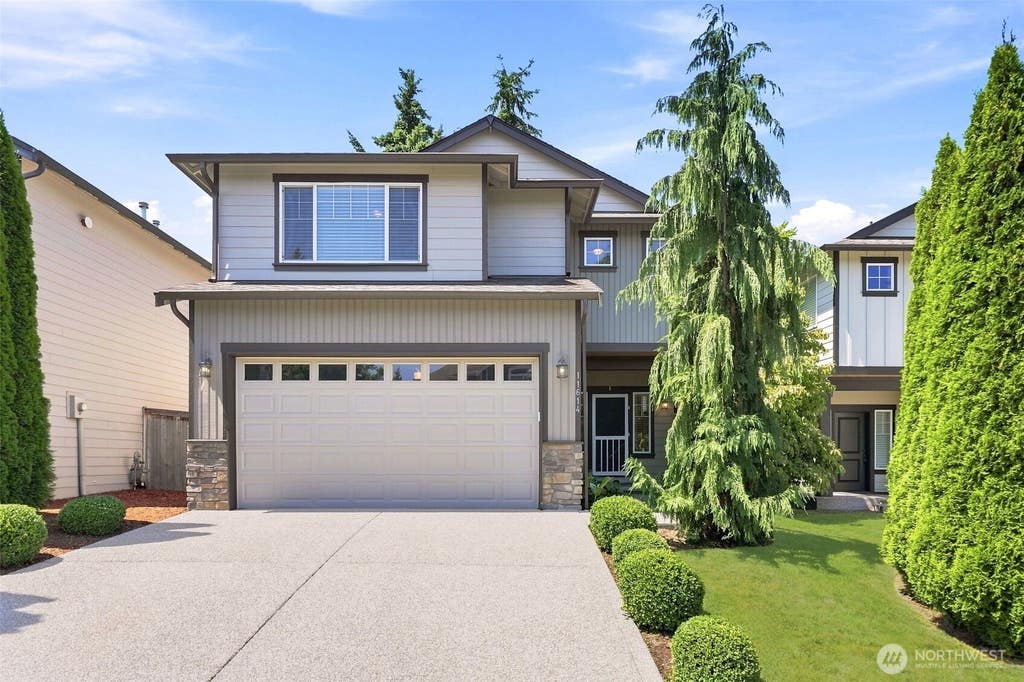 Photo of 11614 52nd Avenue SE, Everett, WA 98208 (MLS # 2553899)
