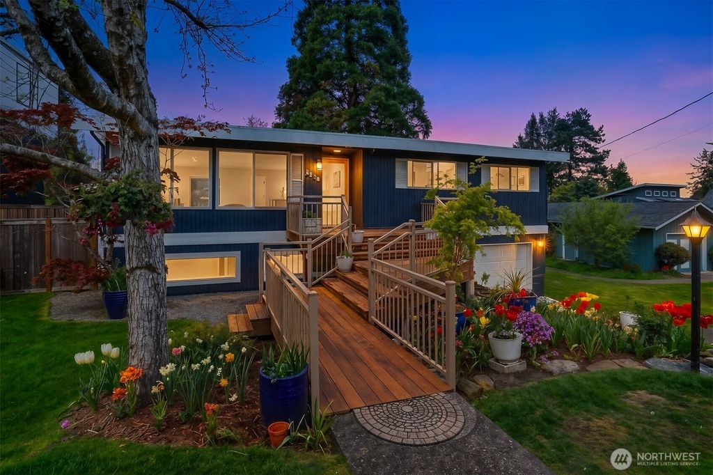 Photo of 3836 NE 96th Street, Seattle, WA 98115 (MLS # 2525333)