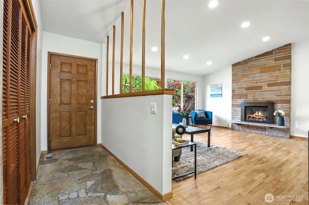Photo of 3836 NE 96th Street, Seattle, WA 98115 (MLS # 2525333)