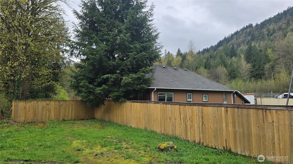 Photo of 5898 Mt Baker Highway, Deming, WA 98244 (MLS # 2506568)