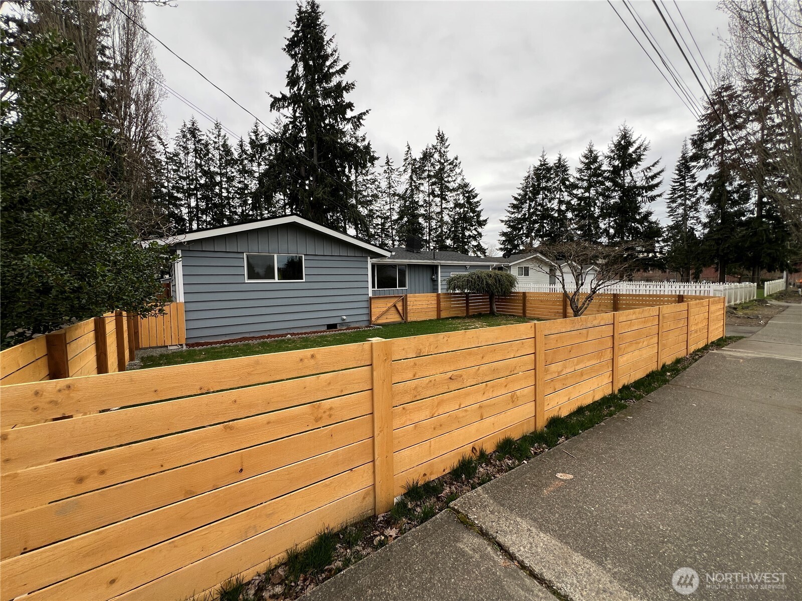 3711 Grandview Drive W