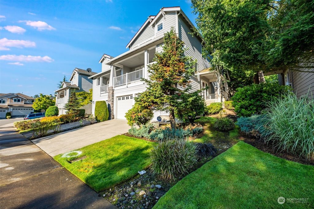 Photo of 14222 26th Avenue W #28B, Lynnwood, WA 98087 (MLS # 2250901)