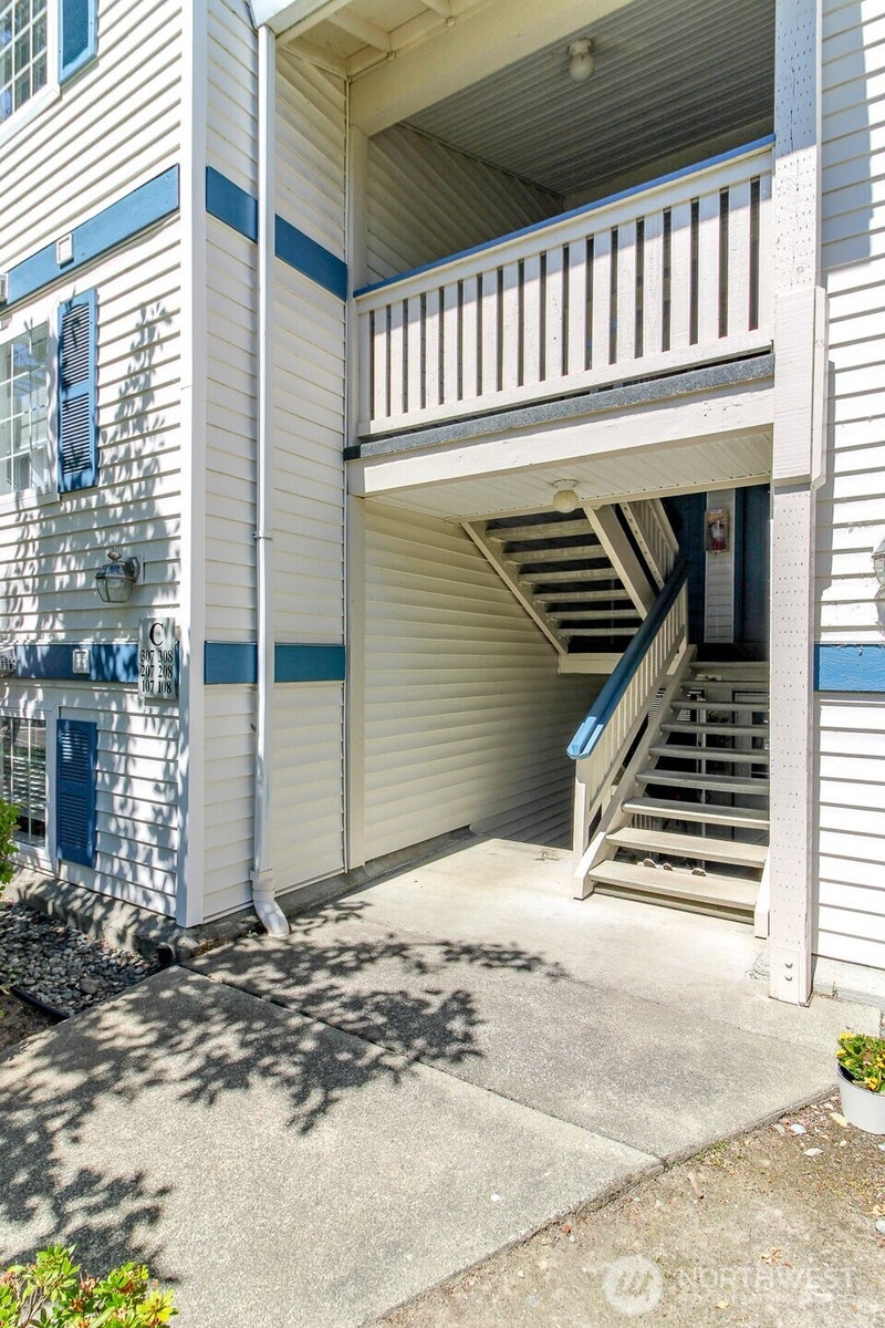 949 Aberdeen Avenue NE C107