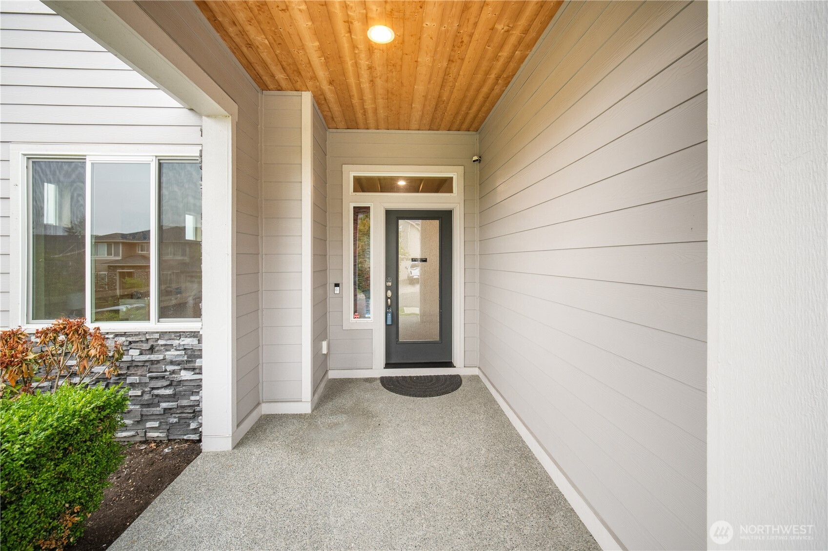 1415 SE 39th St SE