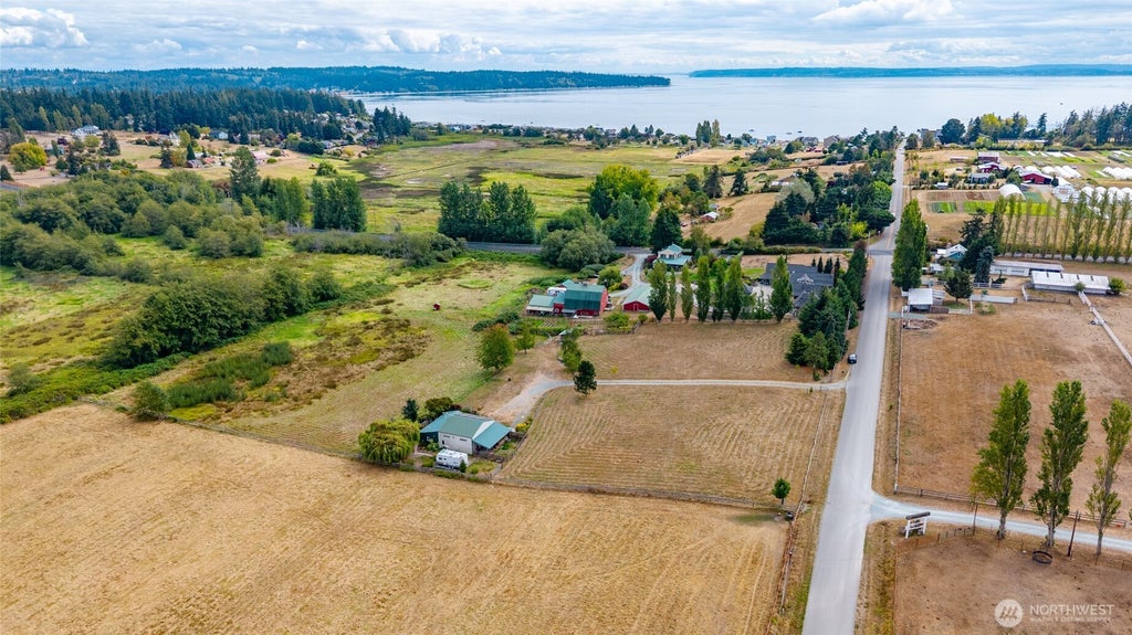 Photo of 5375 Shore Meadow Road, Freeland, WA 98249 (MLS # 2555487)