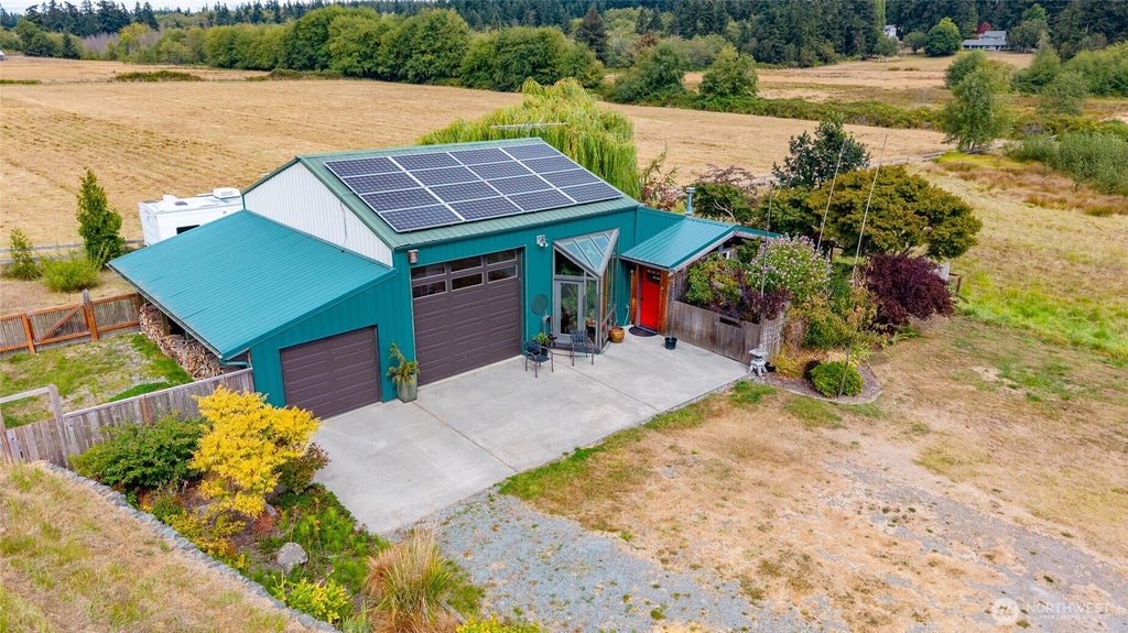 Photo of 5375 Shore Meadow Road, Freeland, WA 98249 (MLS # 2555487)