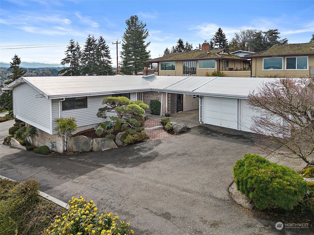 Photo of 12439 84th Avenue S, Seattle, WA 98178 (MLS # 2056394)