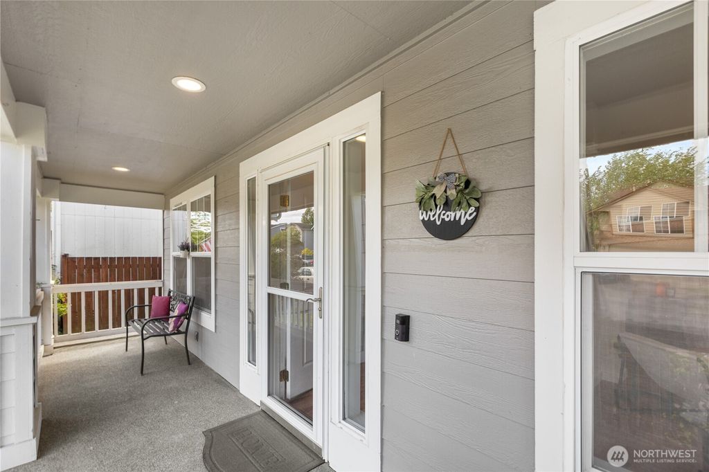Photo of 15928 Lakeview Avenue SE, Monroe, WA 98272 (MLS # 2379165)
