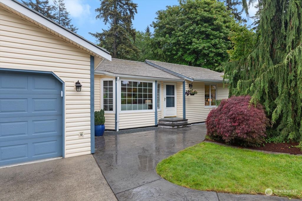 Photo of 7292 44th Place W, Mukilteo, WA 98275 (MLS # 2241963)