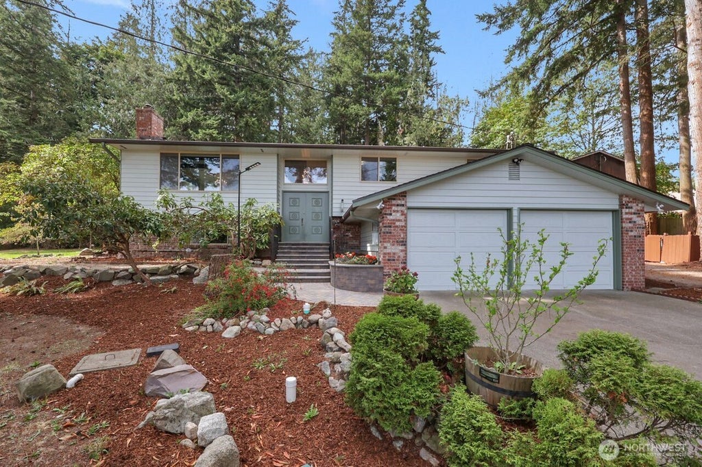 Photo of 739 Ell Road, Camano Island, WA 98282 (MLS # 2583776)