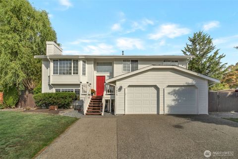 724 Ashley Court Buckley WA 98321
