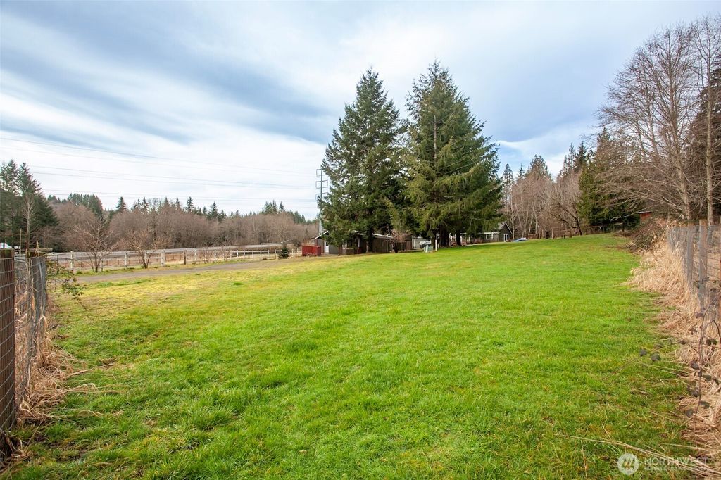 Photo of 105 Short Road, Morton, WA 98356 (MLS # 2478089)