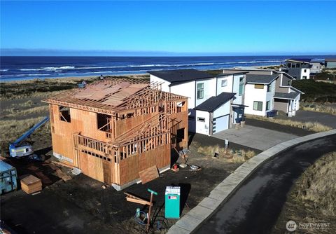 Photo of 1409 S Cohasset Crest Crst, Westport, WA 98595 (MLS # 2463399)